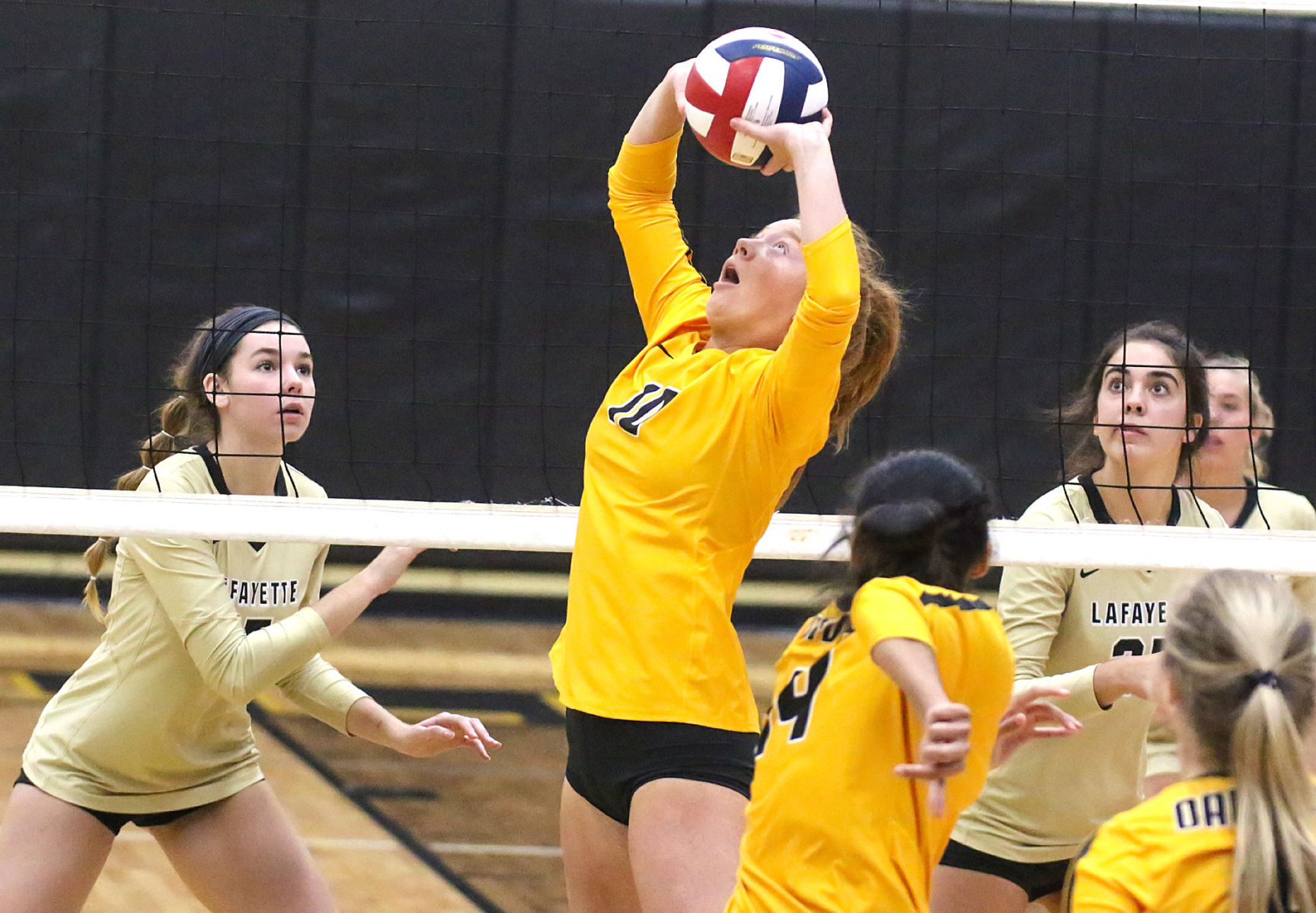 Lafayette vs. Oakville volleyball